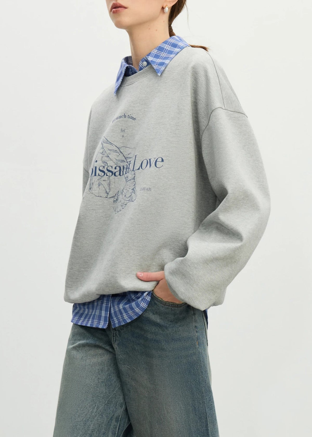 Round Neck Letter Print Sweatshirt